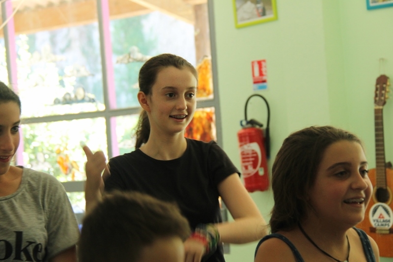 Village Camps International Summer Camp Ard&egrave;che, France 2019-07-26 https://www.villagecamps.com/journals_admin/images/925-20-17-07-2014 a (122) (800x533).jpg
